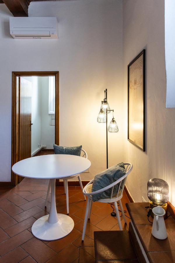 Unique Gem In Piazza Duomo Apartment Florence Exterior photo