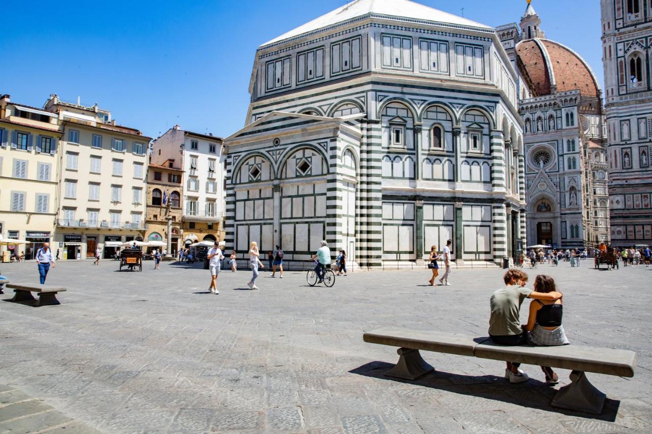 Unique Gem In Piazza Duomo Apartment Florence Exterior photo